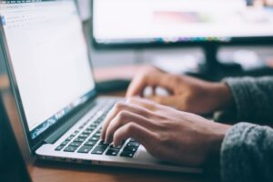 Developing Healthy Internet Use For Teenagers